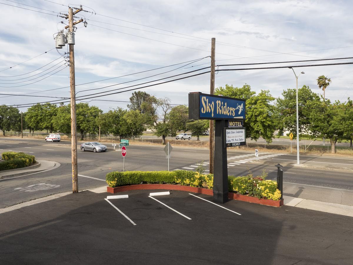 Sky Riders Motel Sacramento Exterior photo